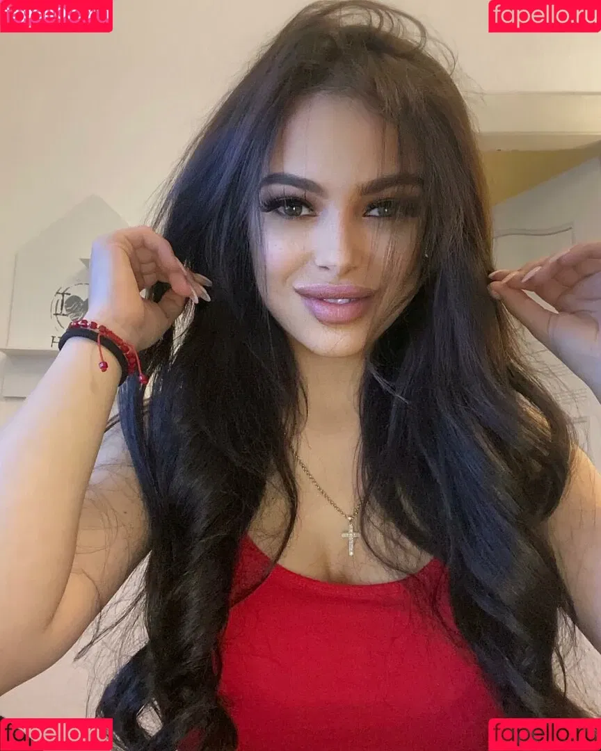 Maya Bulgarien Onlyfans Photo Gallery 