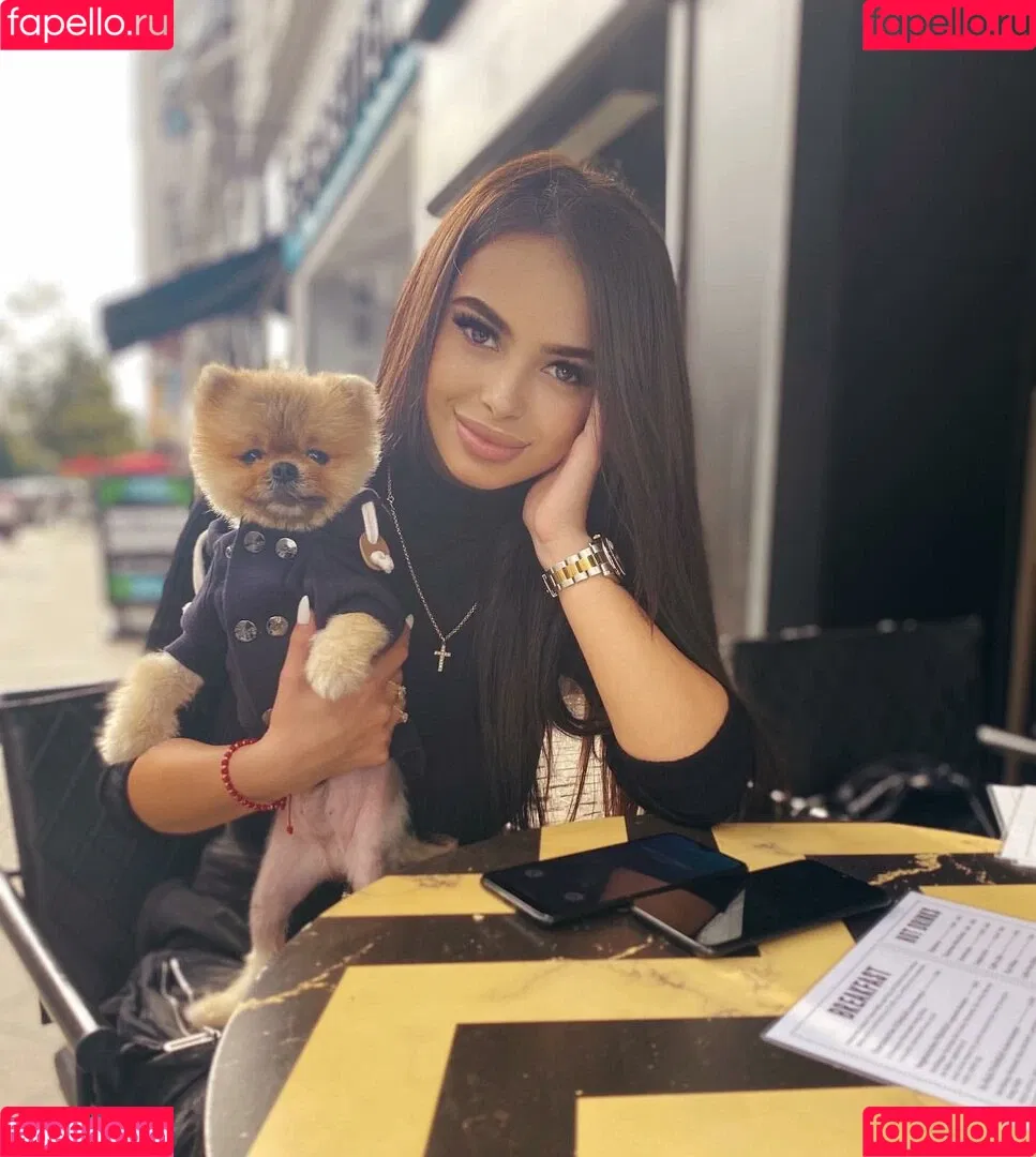 Maya Bulgarien Onlyfans Photo Gallery 