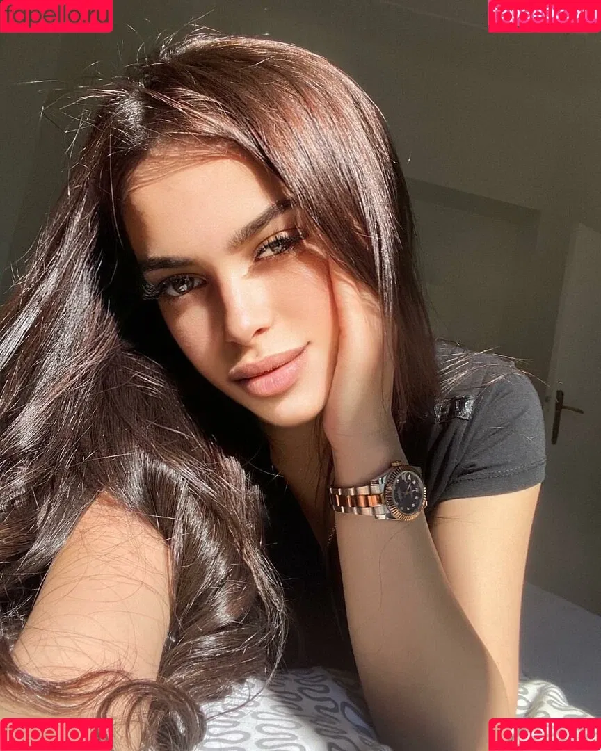 Maya Bulgarien Onlyfans Photo Gallery 