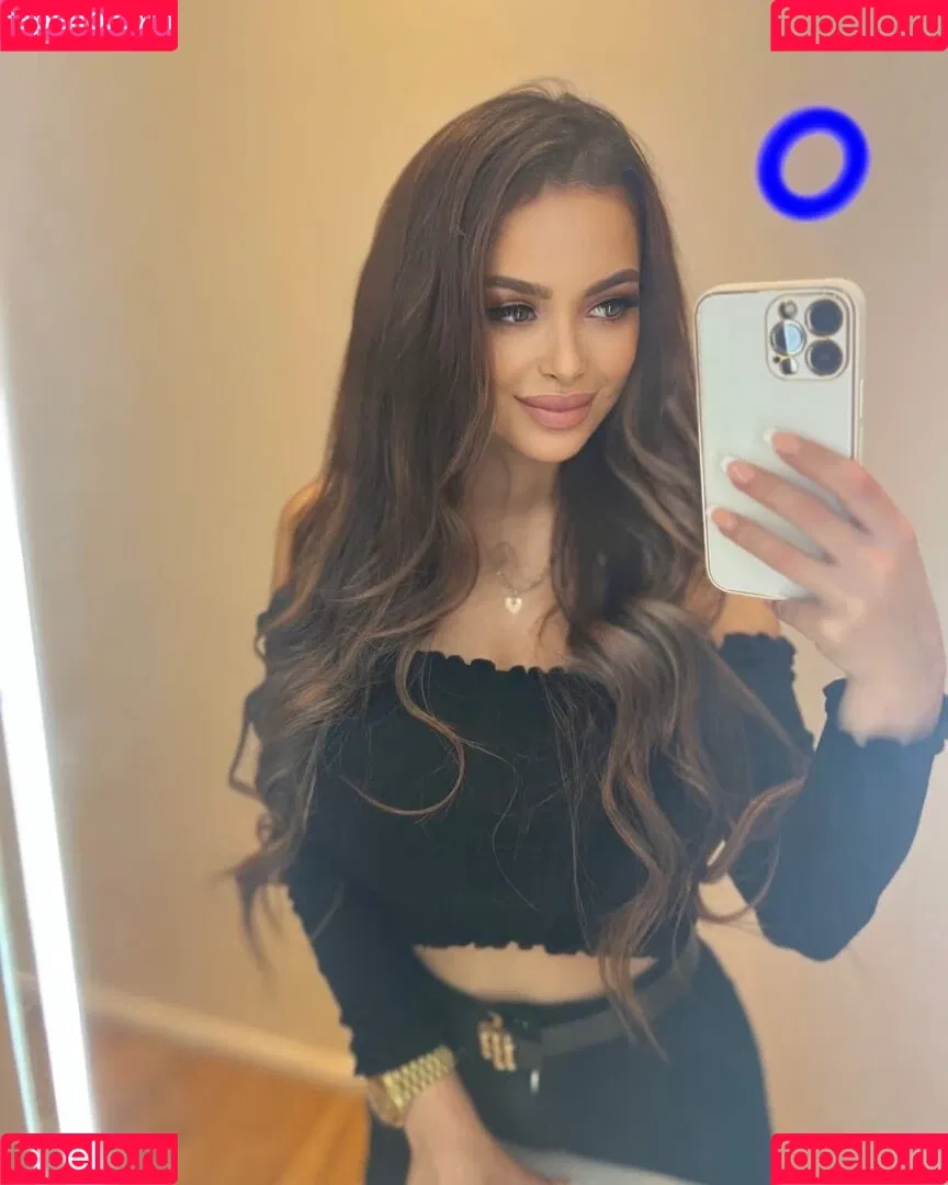 Maya Bulgarien Onlyfans Photo Gallery 