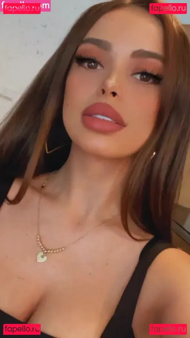 Maya Bulgarien Onlyfans Photo Gallery 