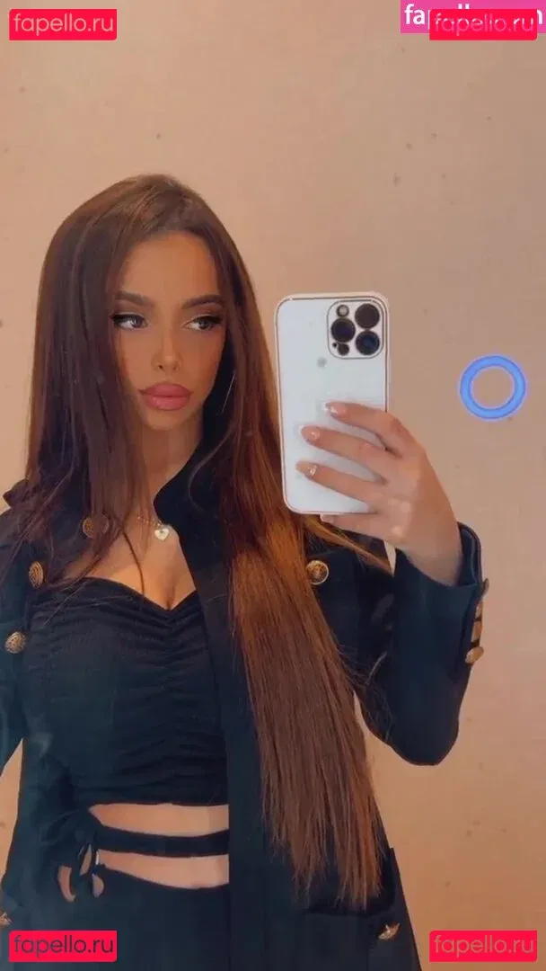 Maya Bulgarien Onlyfans Photo Gallery 