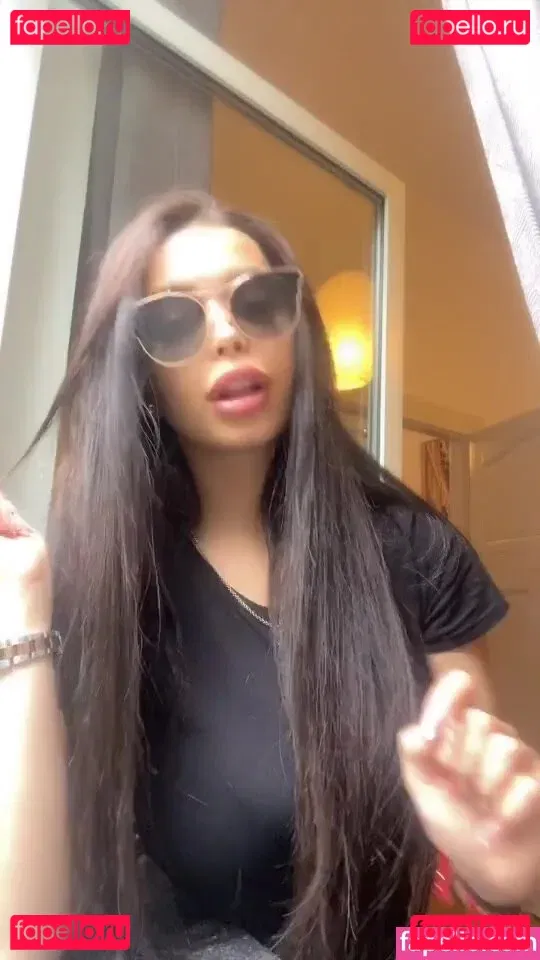 Maya Bulgarien Onlyfans Photo Gallery 