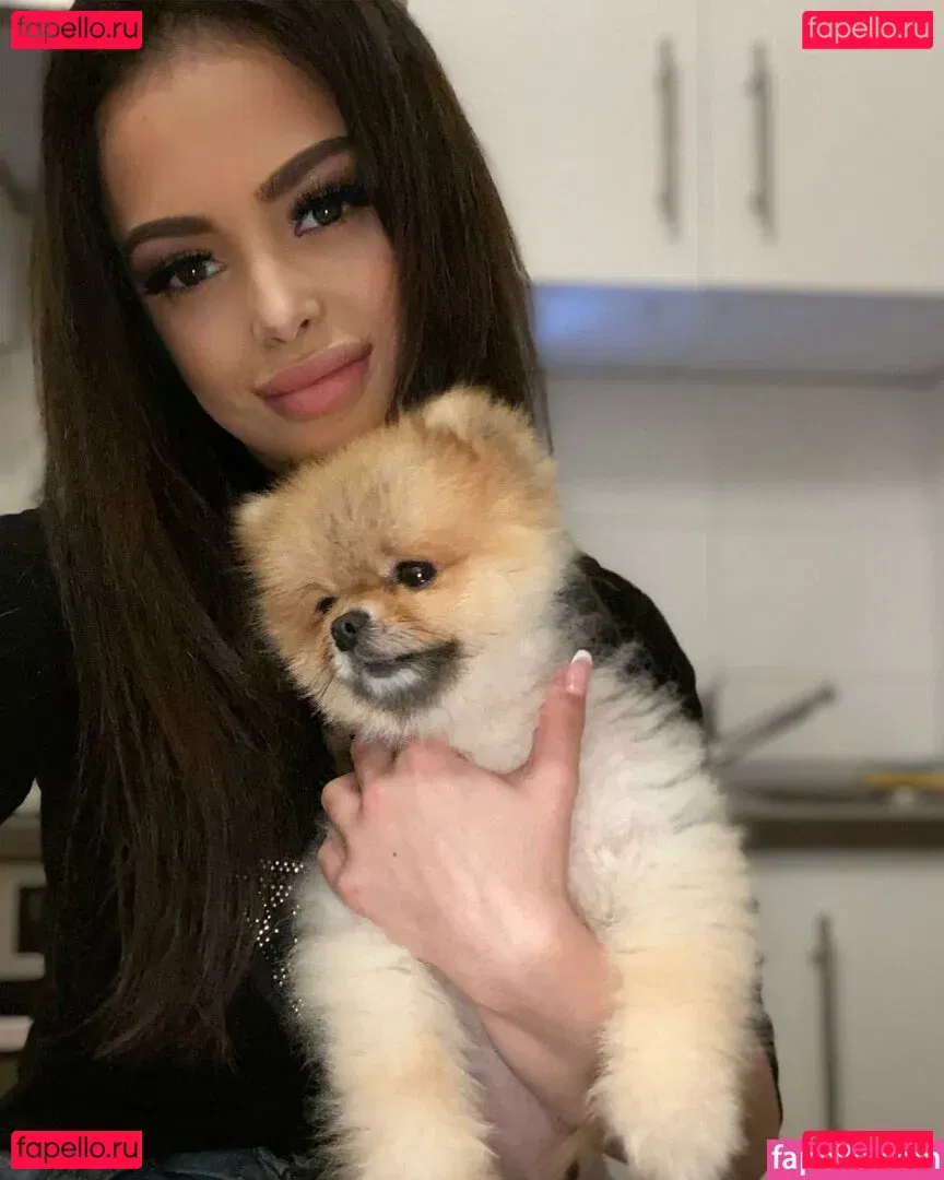 Maya Bulgarien Onlyfans Photo Gallery 