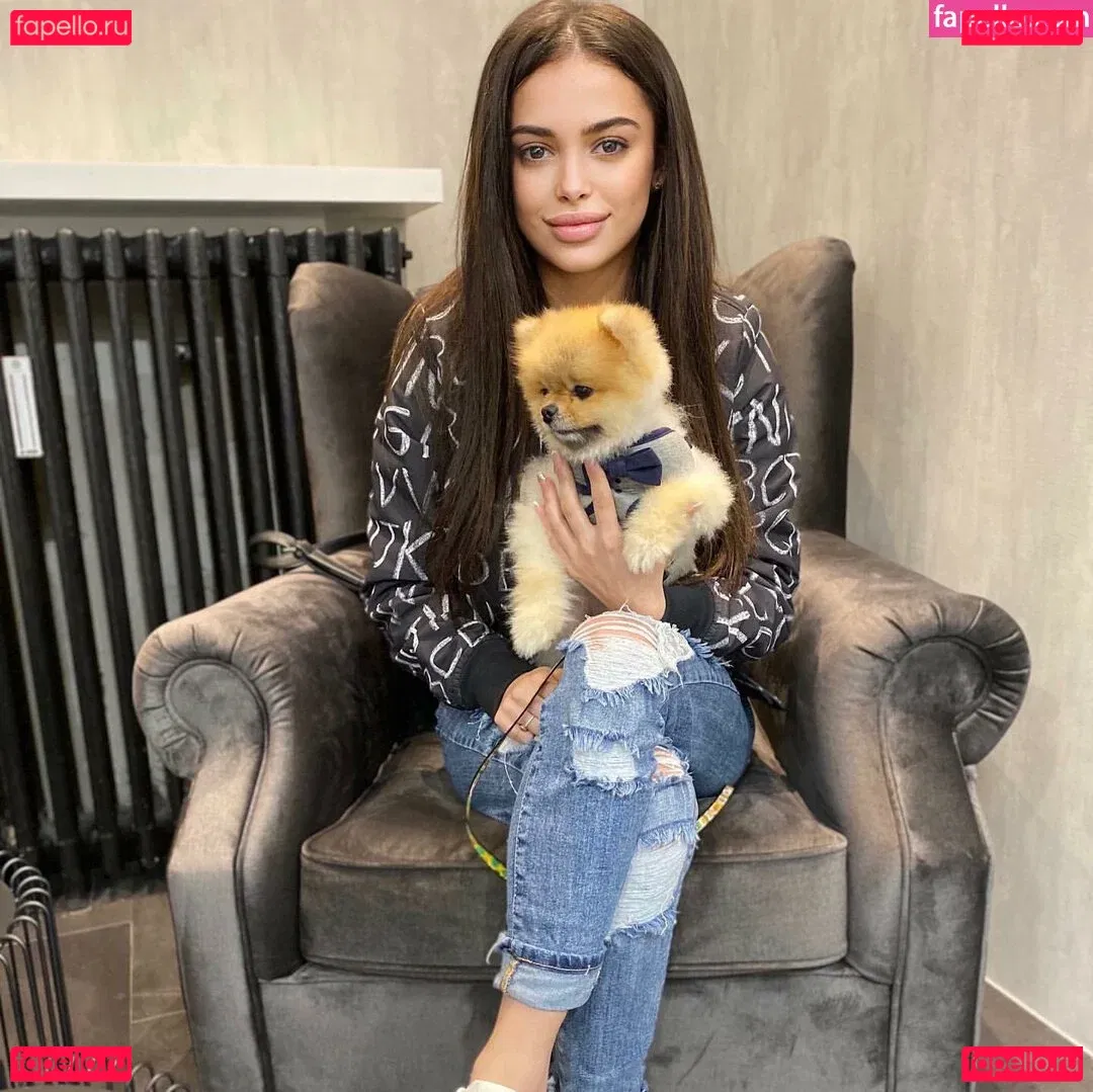 Maya Bulgarien Onlyfans Photo Gallery 