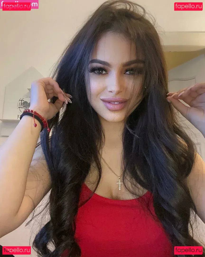 Maya Bulgarien Onlyfans Photo Gallery 