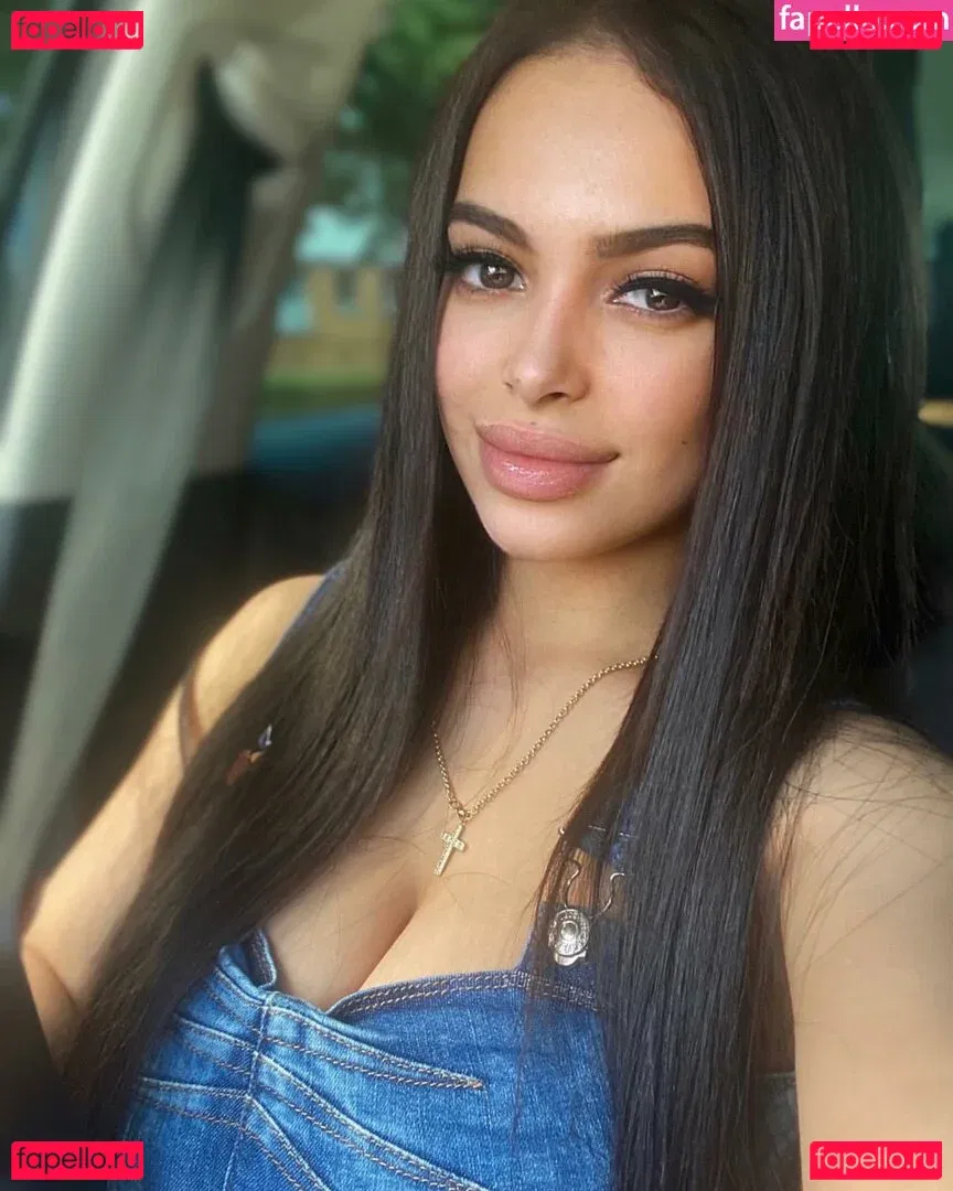 Maya Bulgarien Onlyfans Photo Gallery 