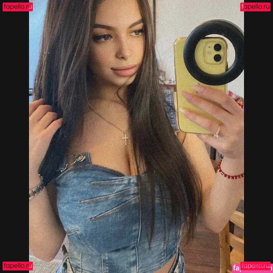 Maya Bulgarien Onlyfans Photo Gallery 