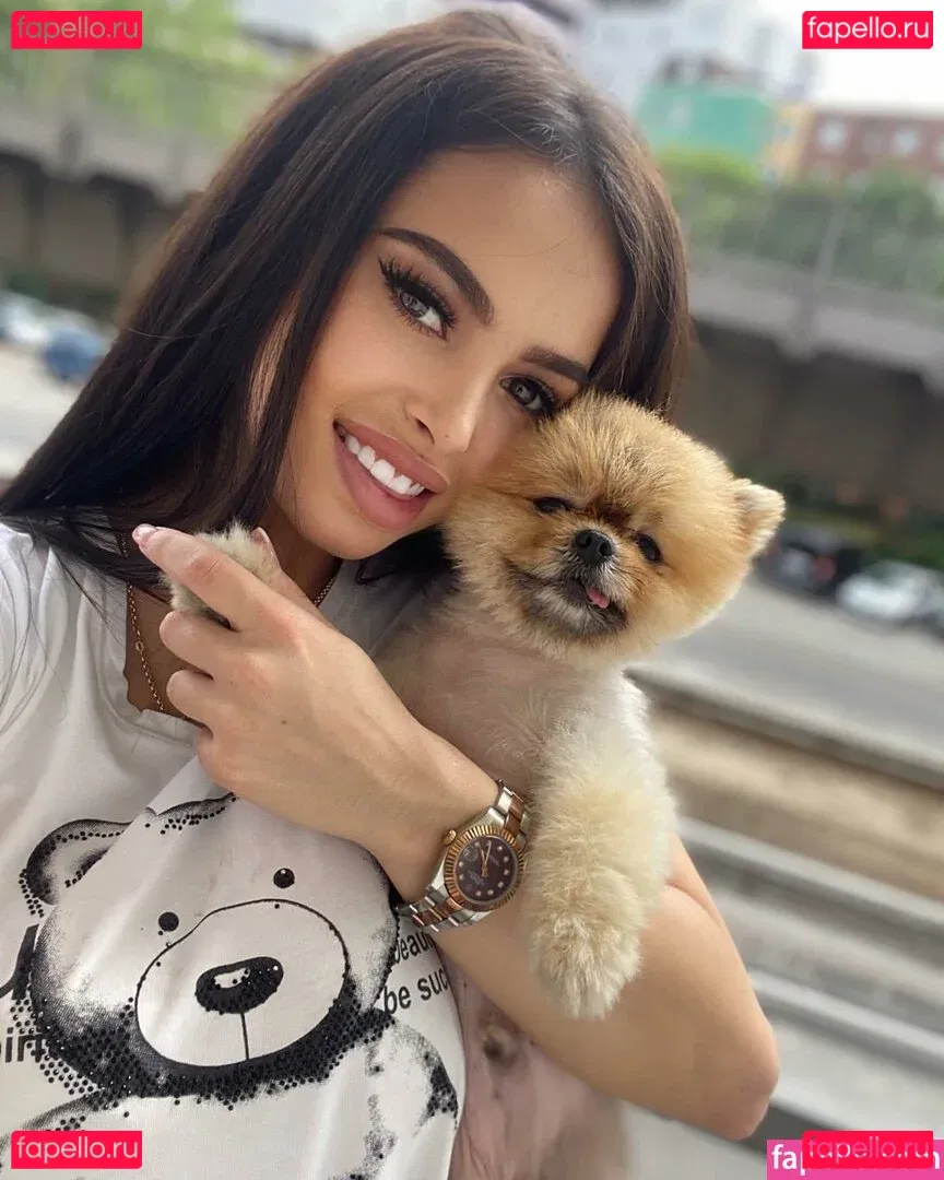 Maya Bulgarien Onlyfans Photo Gallery 