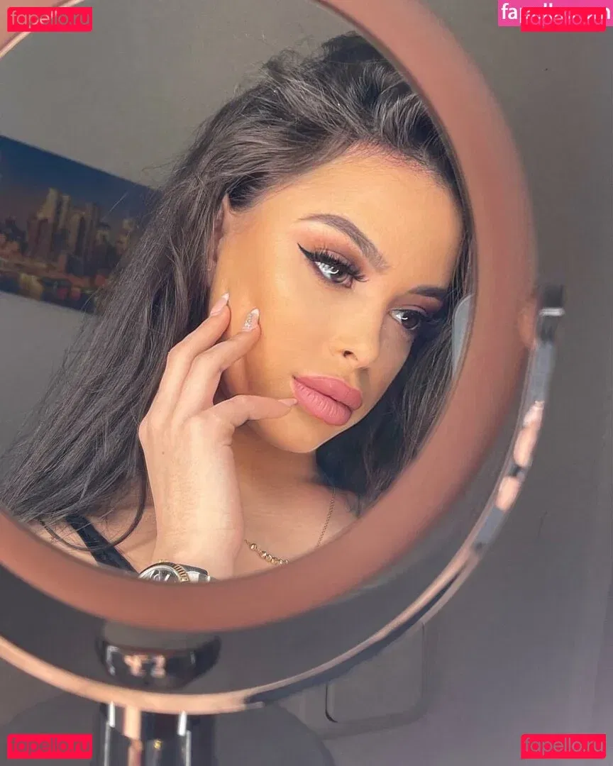 Maya Bulgarien Onlyfans Photo Gallery 