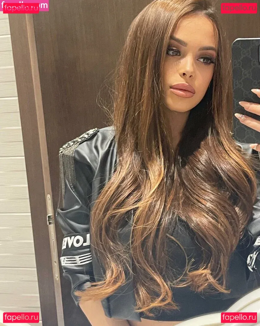 Maya Bulgarien Onlyfans Photo Gallery 