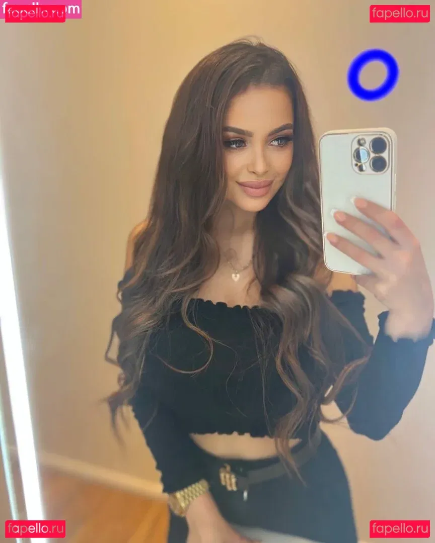 Maya Bulgarien Onlyfans Photo Gallery 