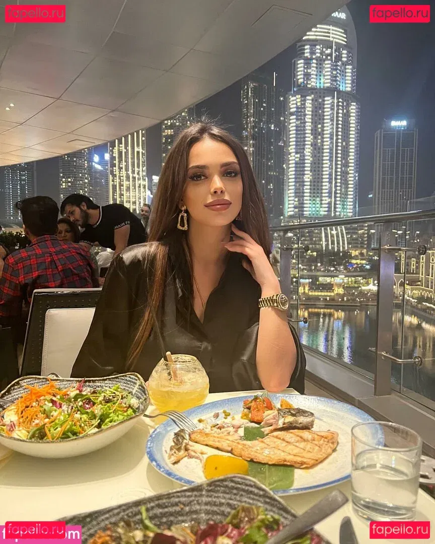 Maya Bulgarien Onlyfans Photo Gallery 