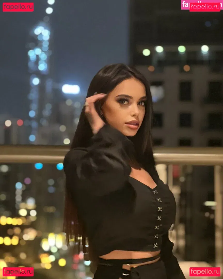 Maya Bulgarien Onlyfans Photo Gallery 