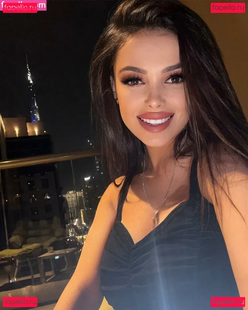 Maya Bulgarien Onlyfans Photo Gallery 