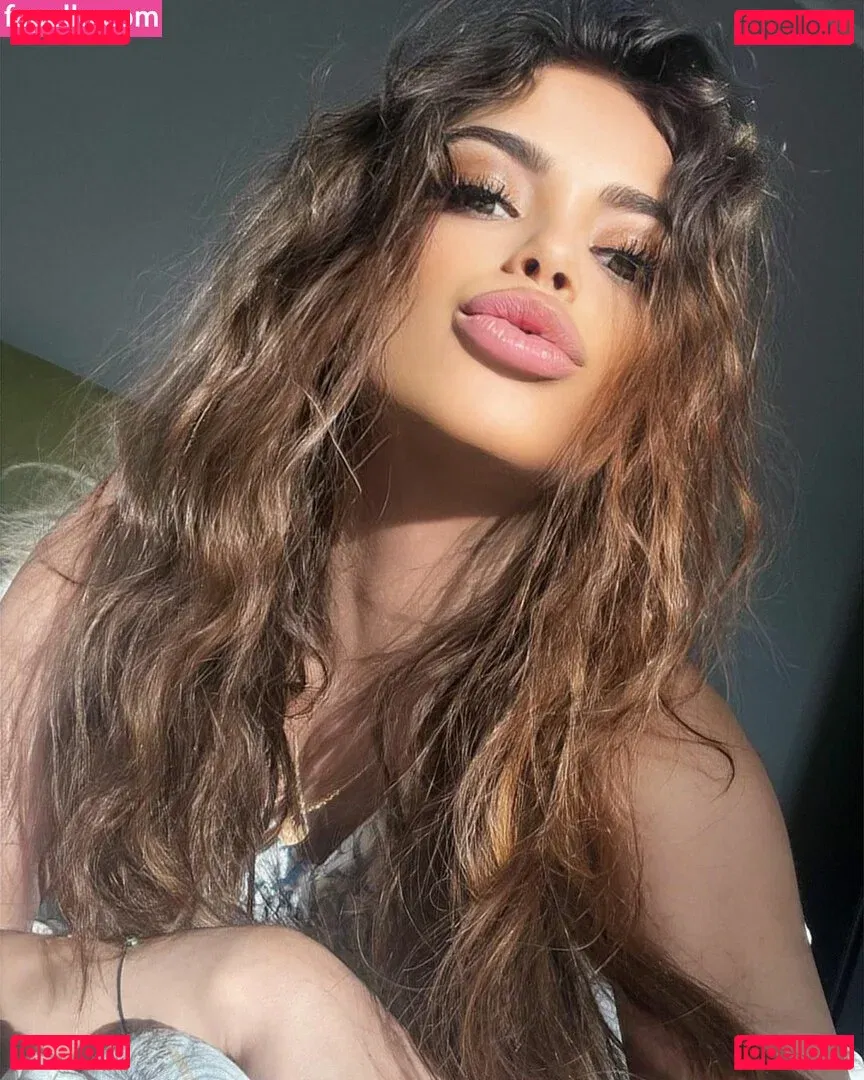 Maya Bulgarien Onlyfans Photo Gallery 