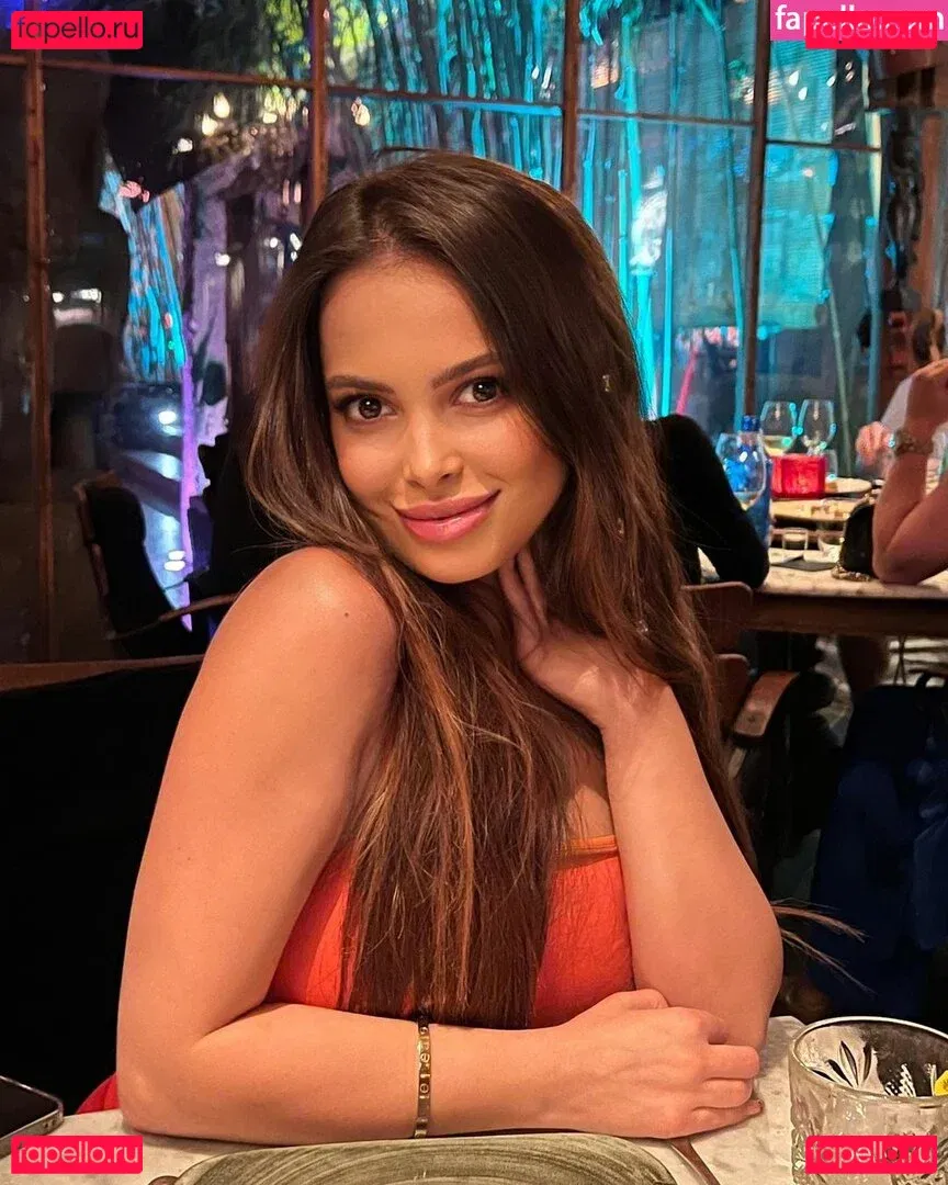 Maya Bulgarien Onlyfans Photo Gallery 