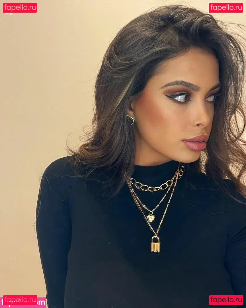 Maya Bulgarien Onlyfans Photo Gallery 