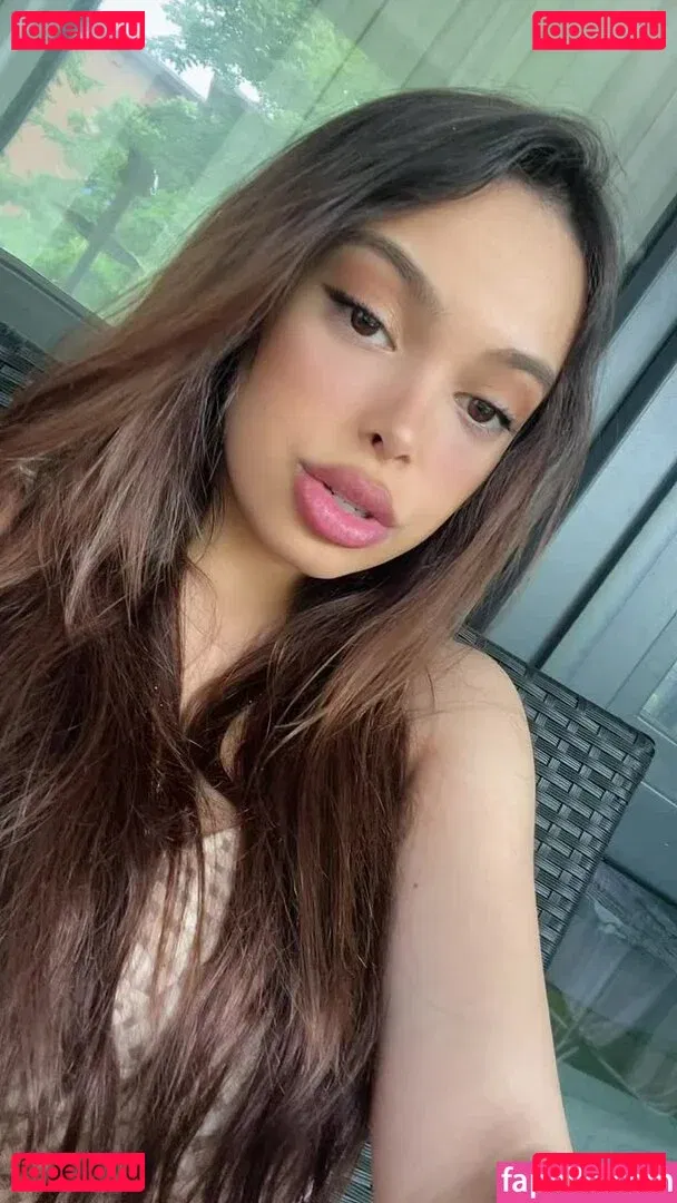 Maya Bulgarien Onlyfans Photo Gallery 