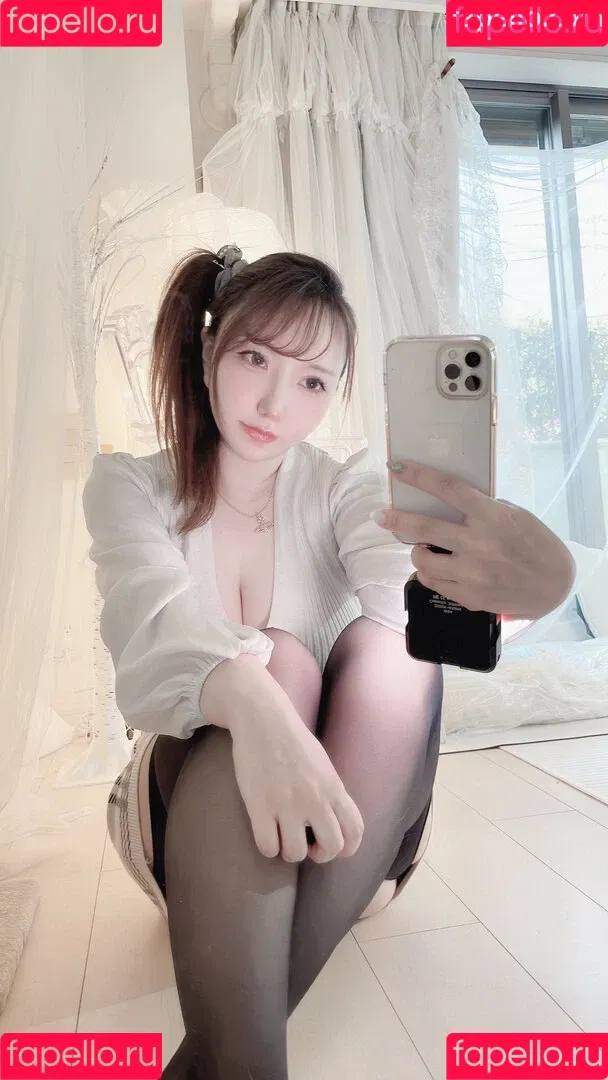 Saku Onlyfans Photo Gallery 