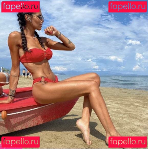 Carolina Stramare Nude Onlyfans Photo 37