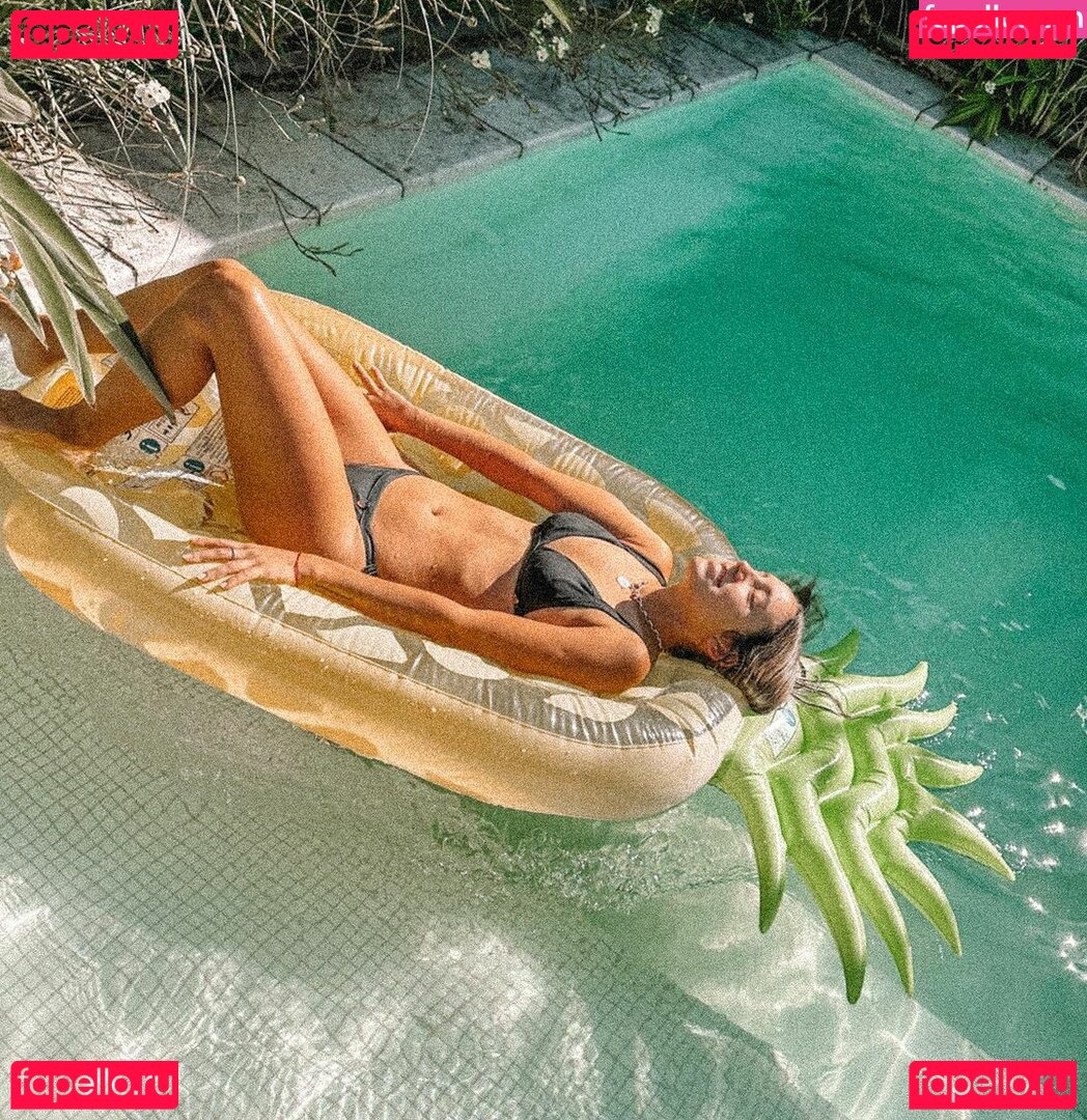Sofi Martinez Nude Onlyfans Photo 33