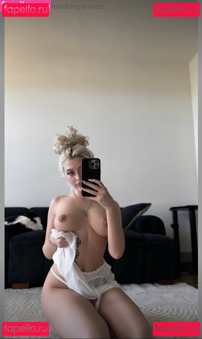 Ashleyanne Nude Onlyfans Photo 8