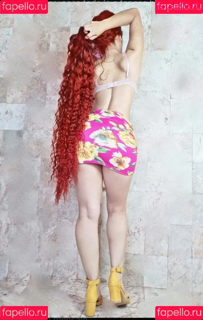 belladuenas Onlyfans Photo Gallery 