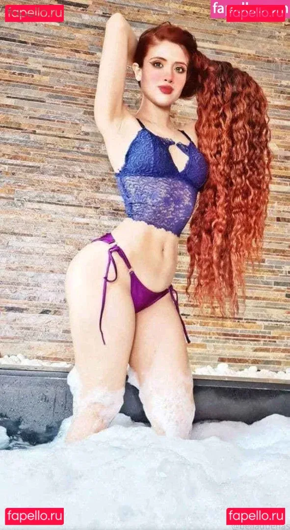 belladuenas Onlyfans Photo Gallery 