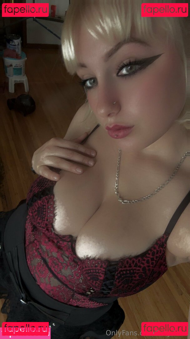 lucy2evil Nude Onlyfans Photo 13