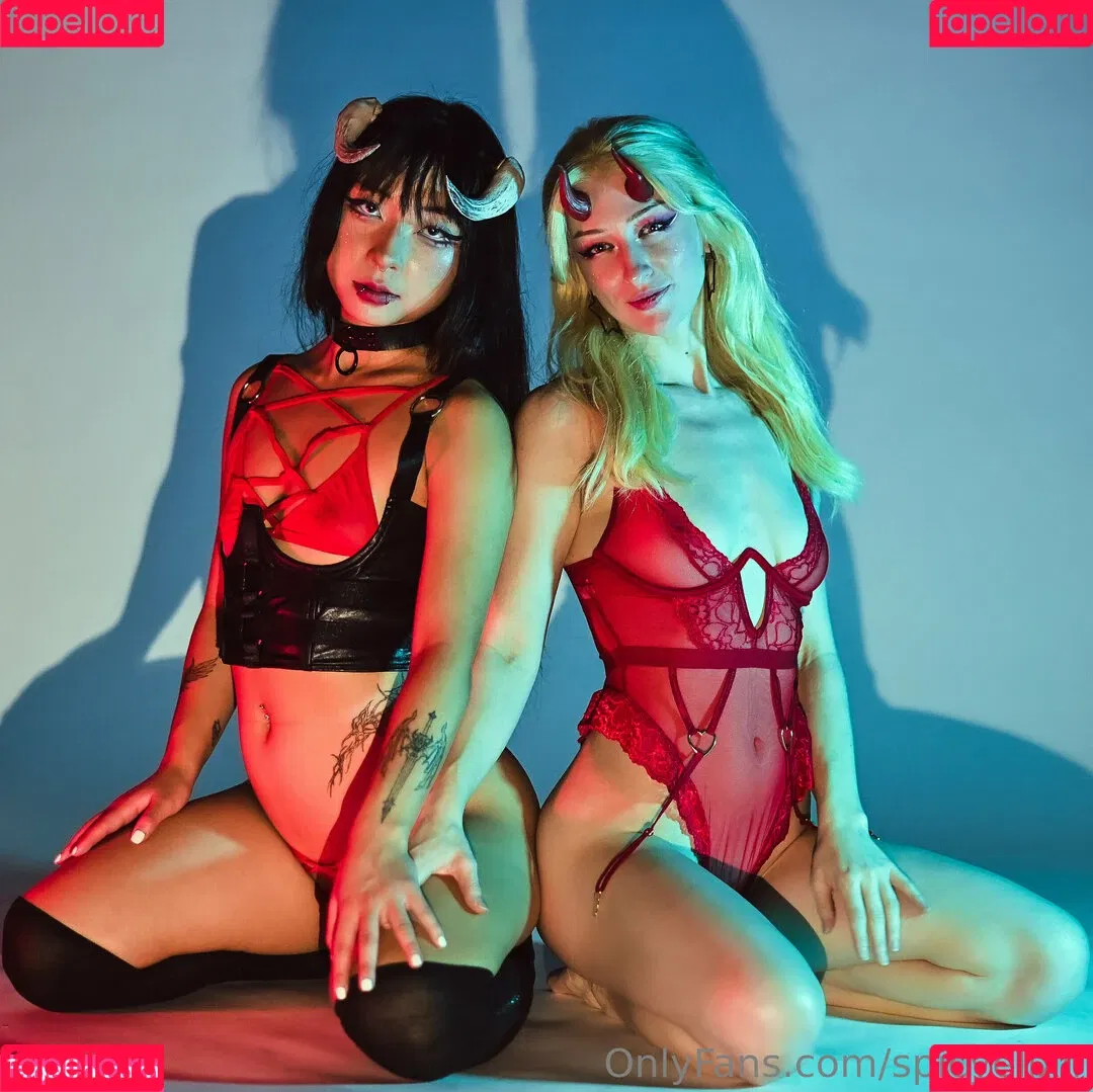 InnocentElixir Onlyfans Photo Gallery 