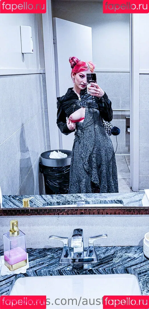 InnocentElixir Onlyfans Photo Gallery 
