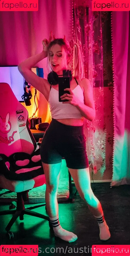 InnocentElixir Onlyfans Photo Gallery 
