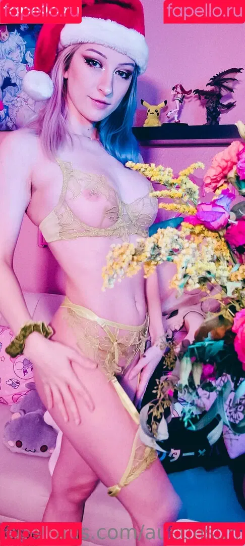 InnocentElixir Onlyfans Photo Gallery 