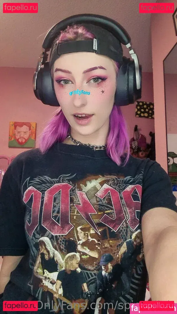 InnocentElixir Onlyfans Photo Gallery 