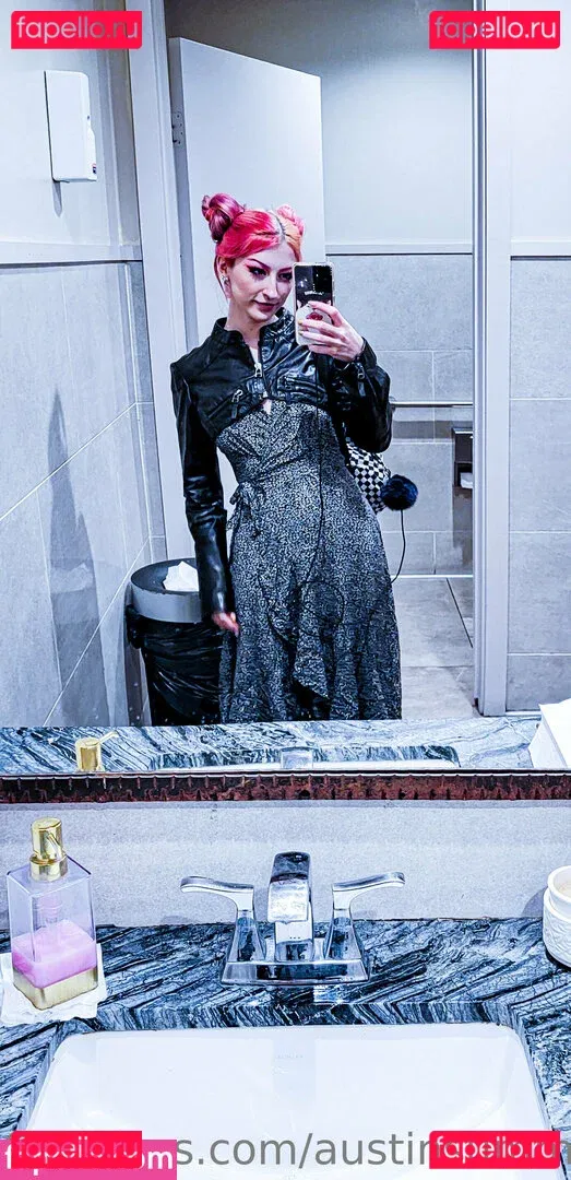 InnocentElixir Onlyfans Photo Gallery 