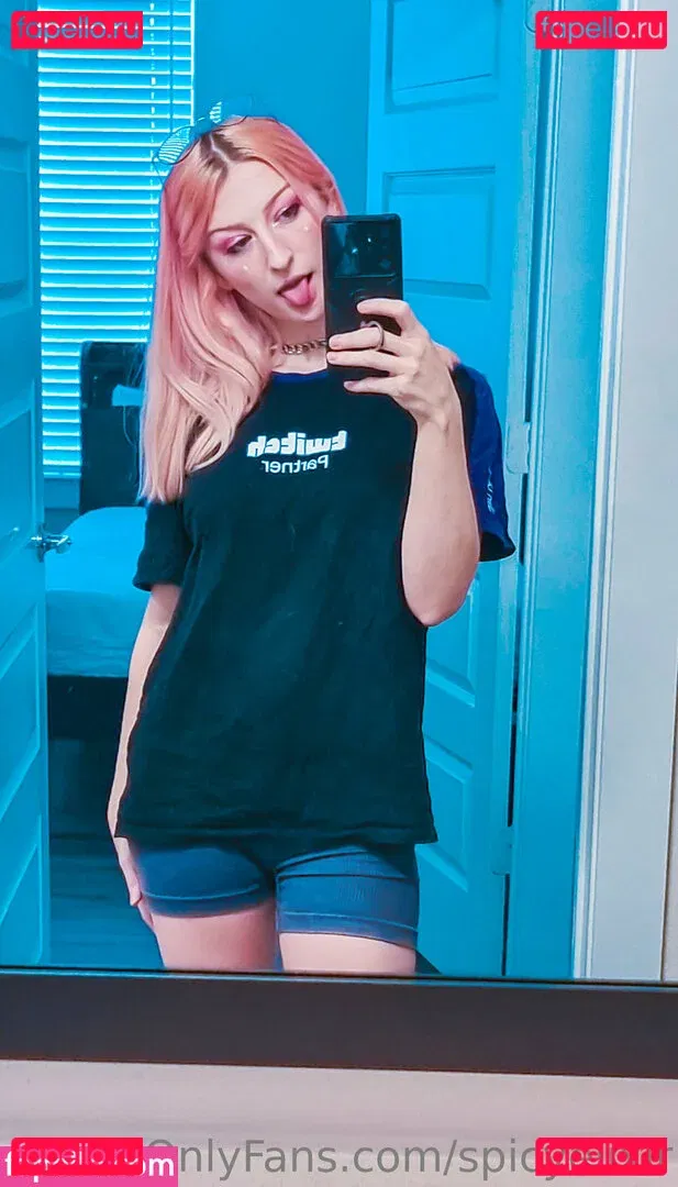 InnocentElixir Onlyfans Photo Gallery 