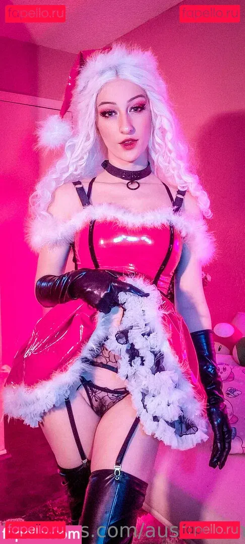 InnocentElixir Onlyfans Photo Gallery 