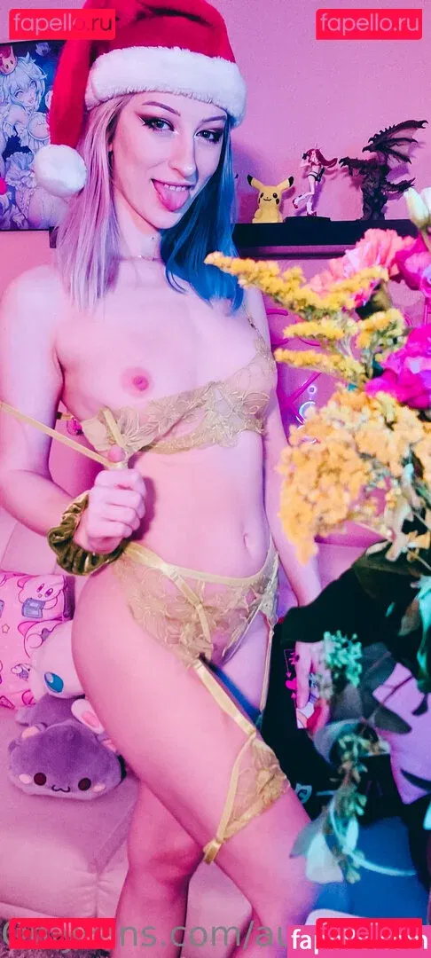 InnocentElixir Onlyfans Photo Gallery 