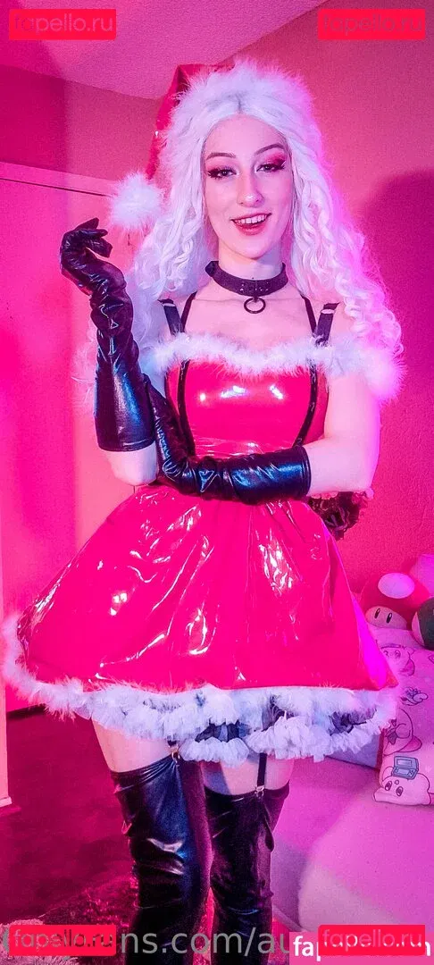 InnocentElixir Onlyfans Photo Gallery 