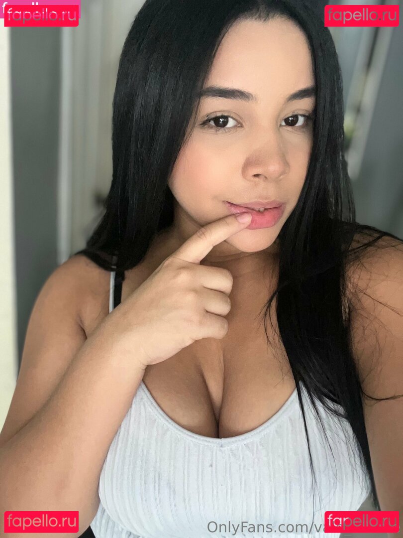 vale_18vale Nude Onlyfans Photo 29