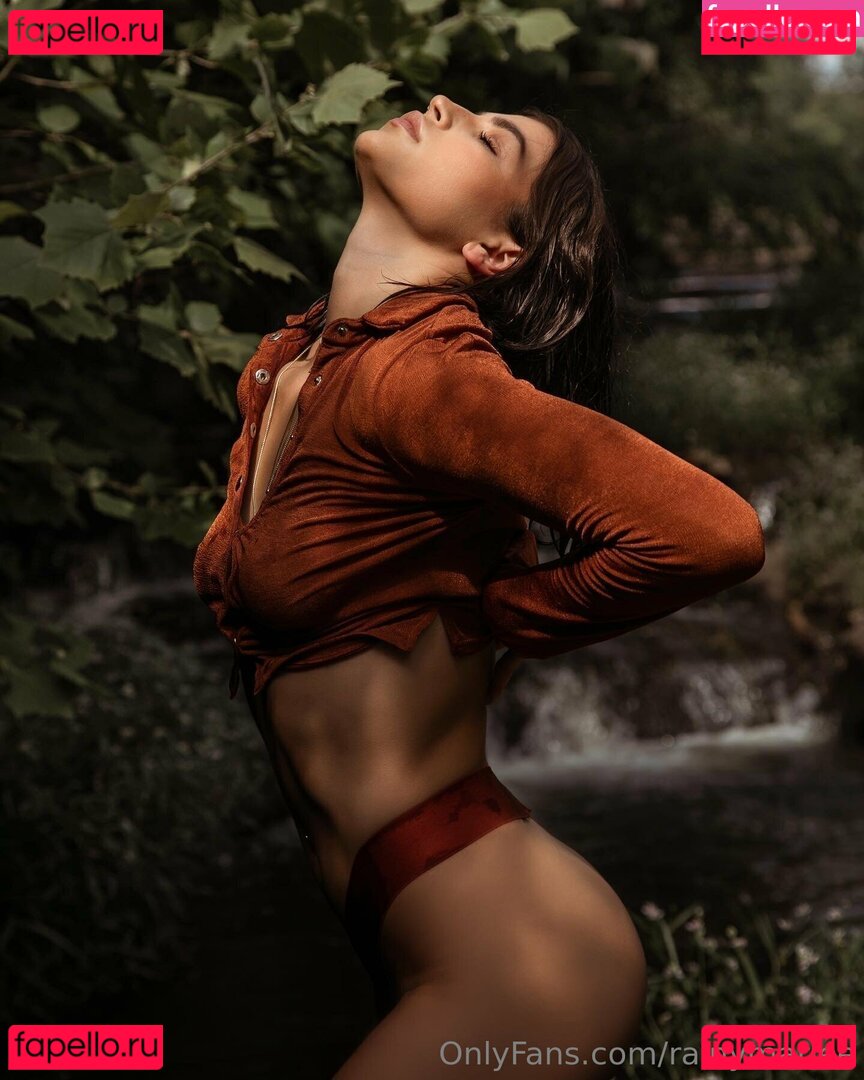 rainymariee Nude Onlyfans Photo 35
