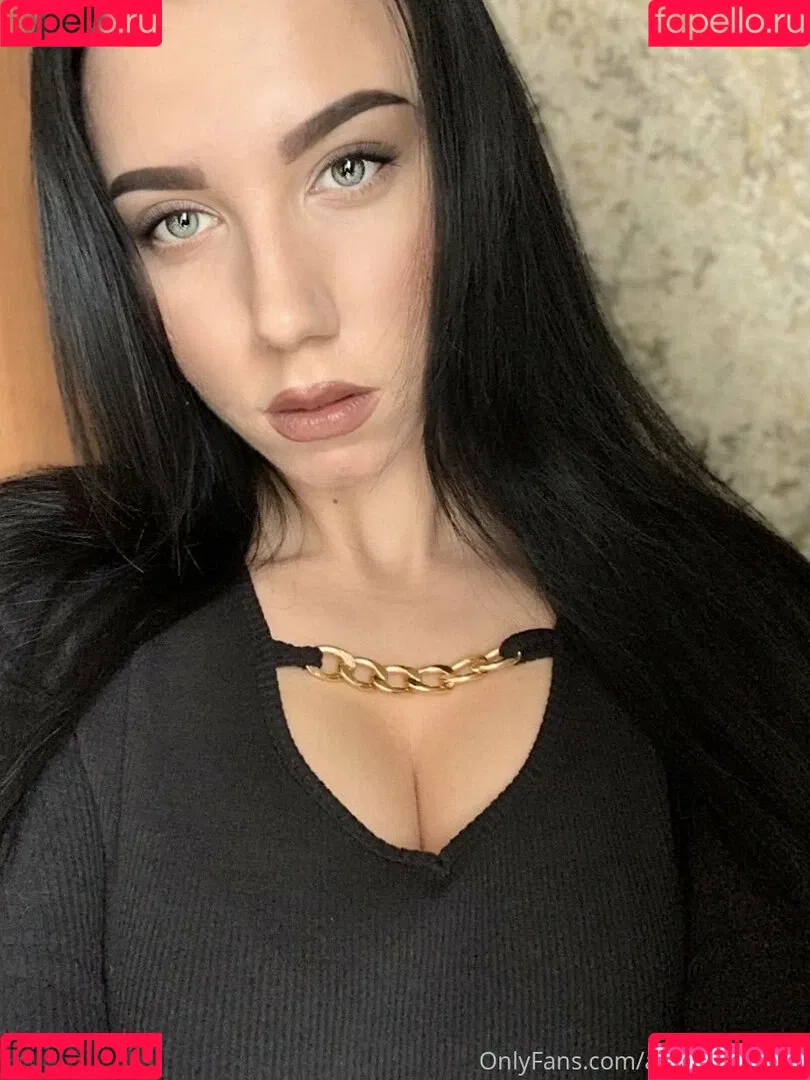 angelinapretty Onlyfans Photo Gallery 