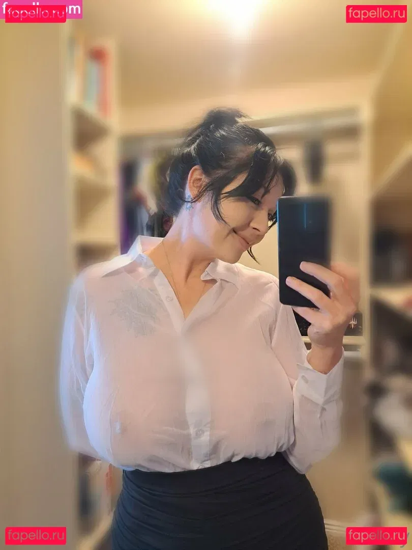 youcancallmeoly Onlyfans Photo Gallery 