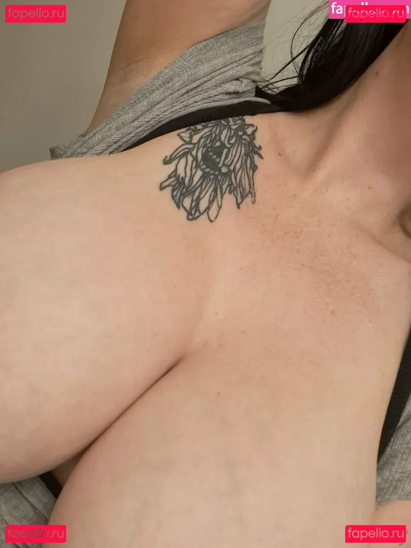 youcancallmeoly Onlyfans Photo Gallery 