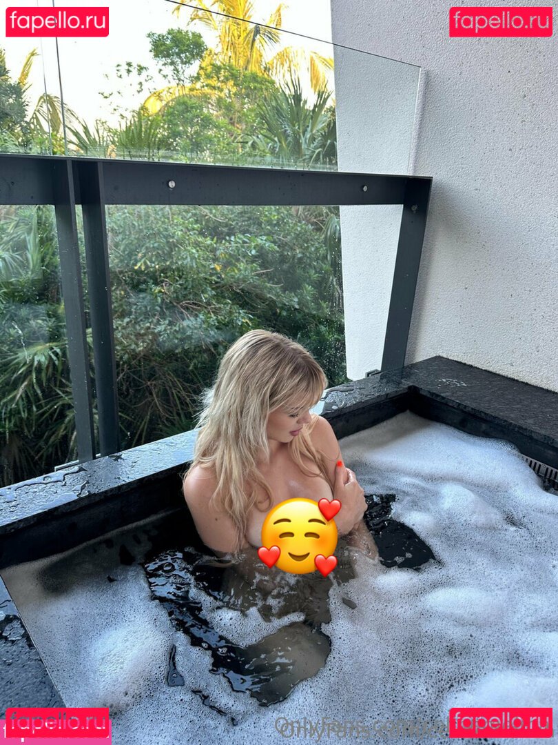 celinemelina Nude Onlyfans Photo 15