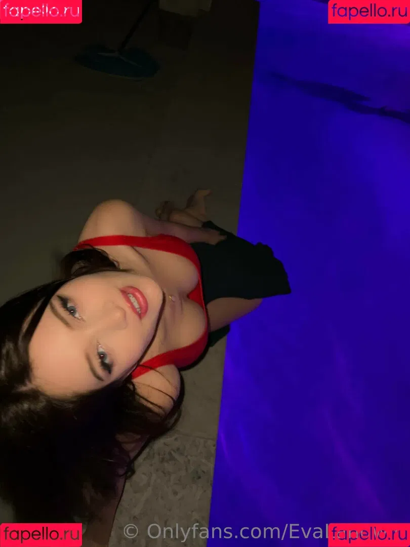 Eva Langwin Onlyfans Photo Gallery 