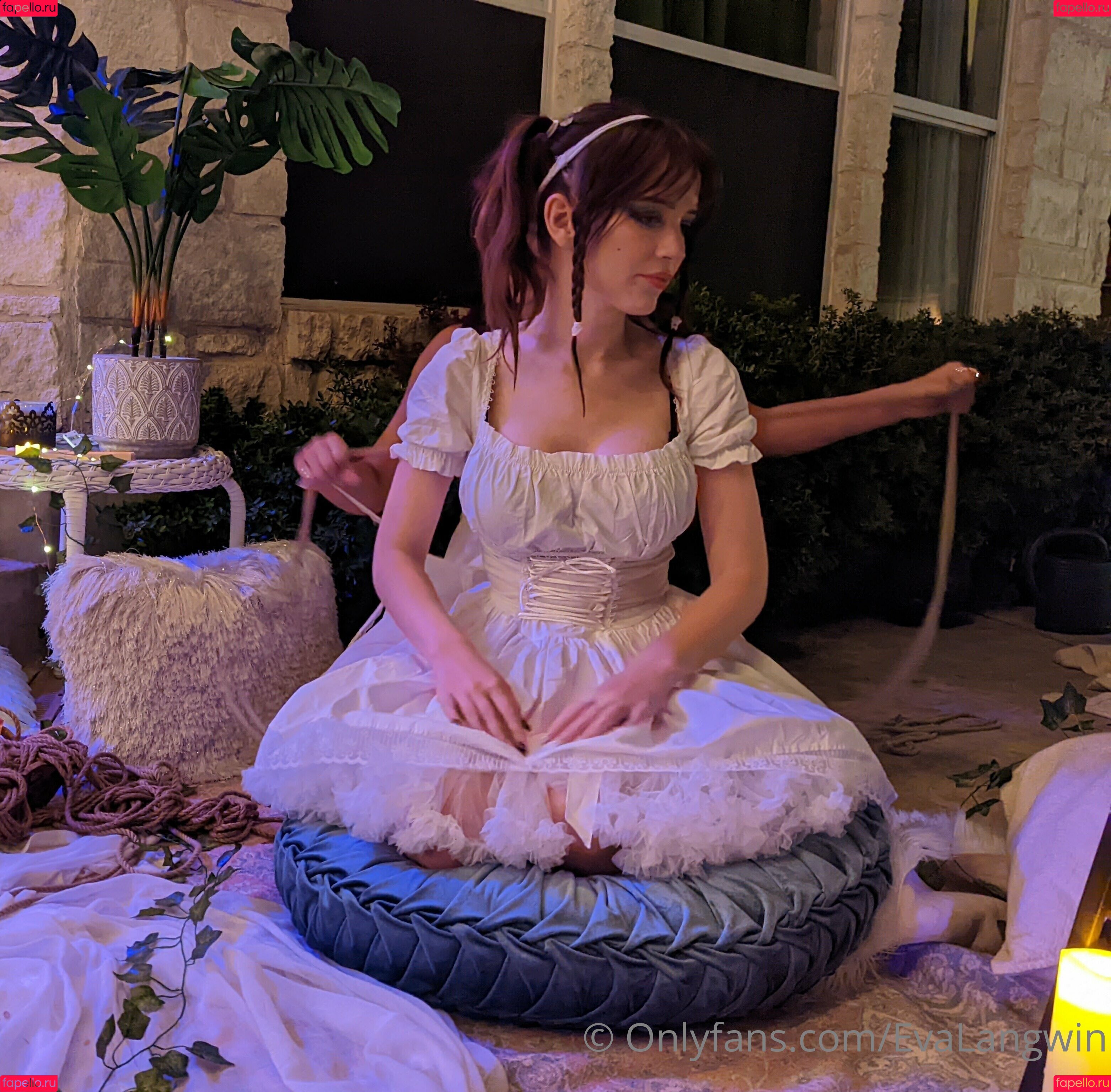 Eva Langwin Onlyfans Photo Gallery 