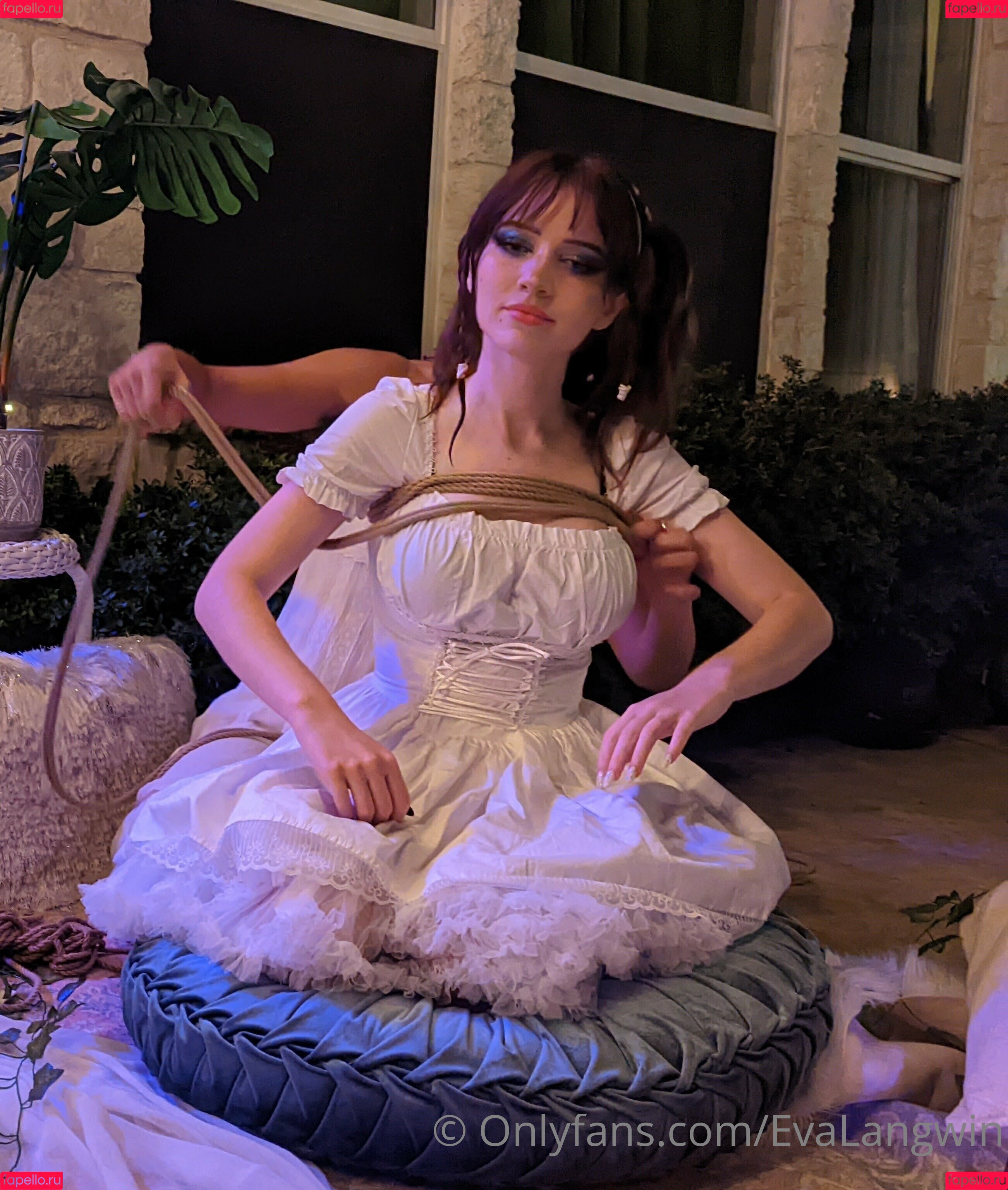 Eva Langwin Onlyfans Photo Gallery 