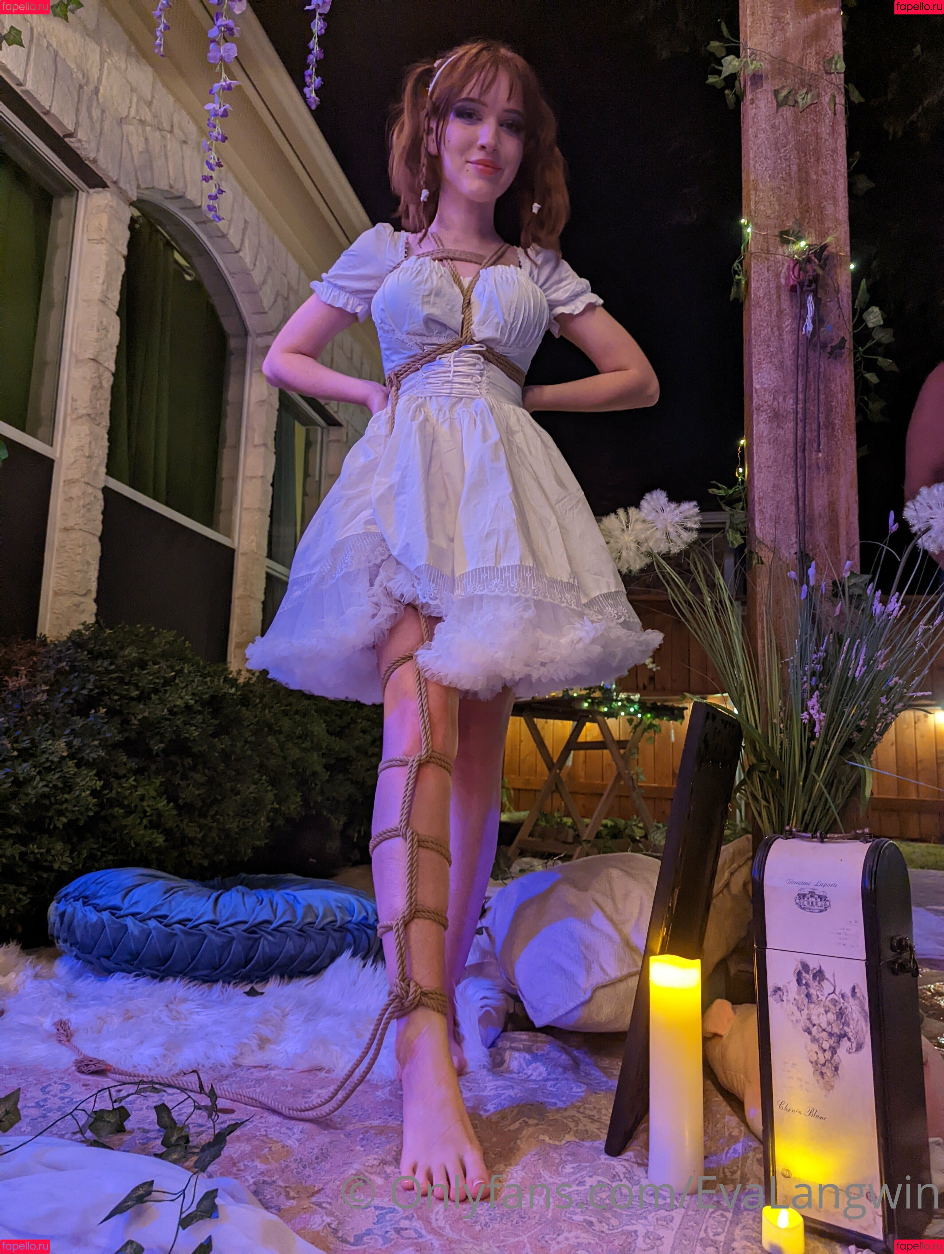 Eva Langwin Onlyfans Photo Gallery 